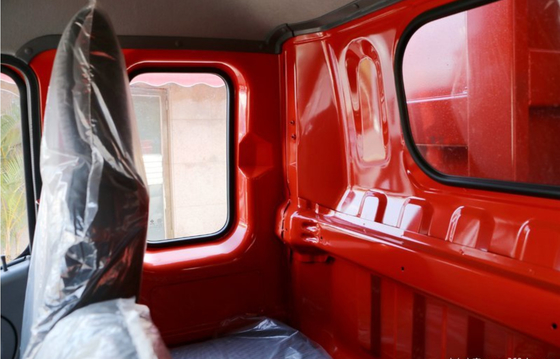 Krachtige van de de Stortplaatsvrachtwagen van 4x2 Op zwaar werk berekende de Stortplaatsvrachtwagen van Dongfeng Kleine Gevolgde