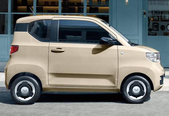 Elektrische auto's HONGGUANG Minisuv 120~170KM drijf minievauto's van waaierwuling