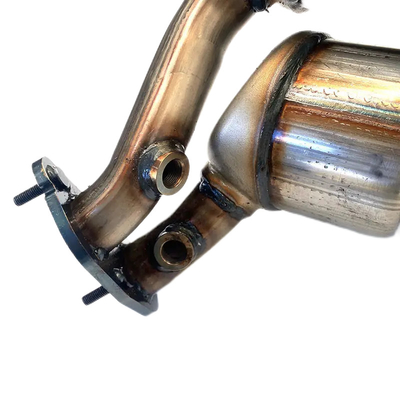 De Delenkatalysator van uitlaat Diverse Dubbele CAT Exhaust Pipe Auto Engine voor BMW 3 Reeksen E90 320I