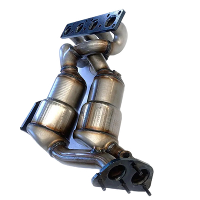 De Delenkatalysator van uitlaat Diverse Dubbele CAT Exhaust Pipe Auto Engine voor BMW 3 Reeksen E90 320I